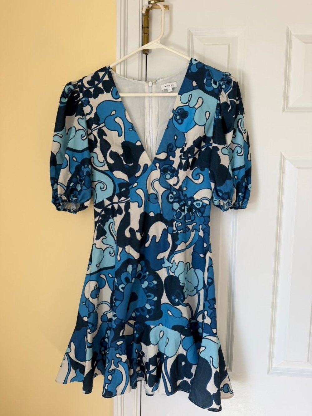 RHODE blue and ivory floral V-neck puff sleeve dress size 4
